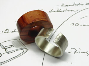 Kraftring Holz Silber